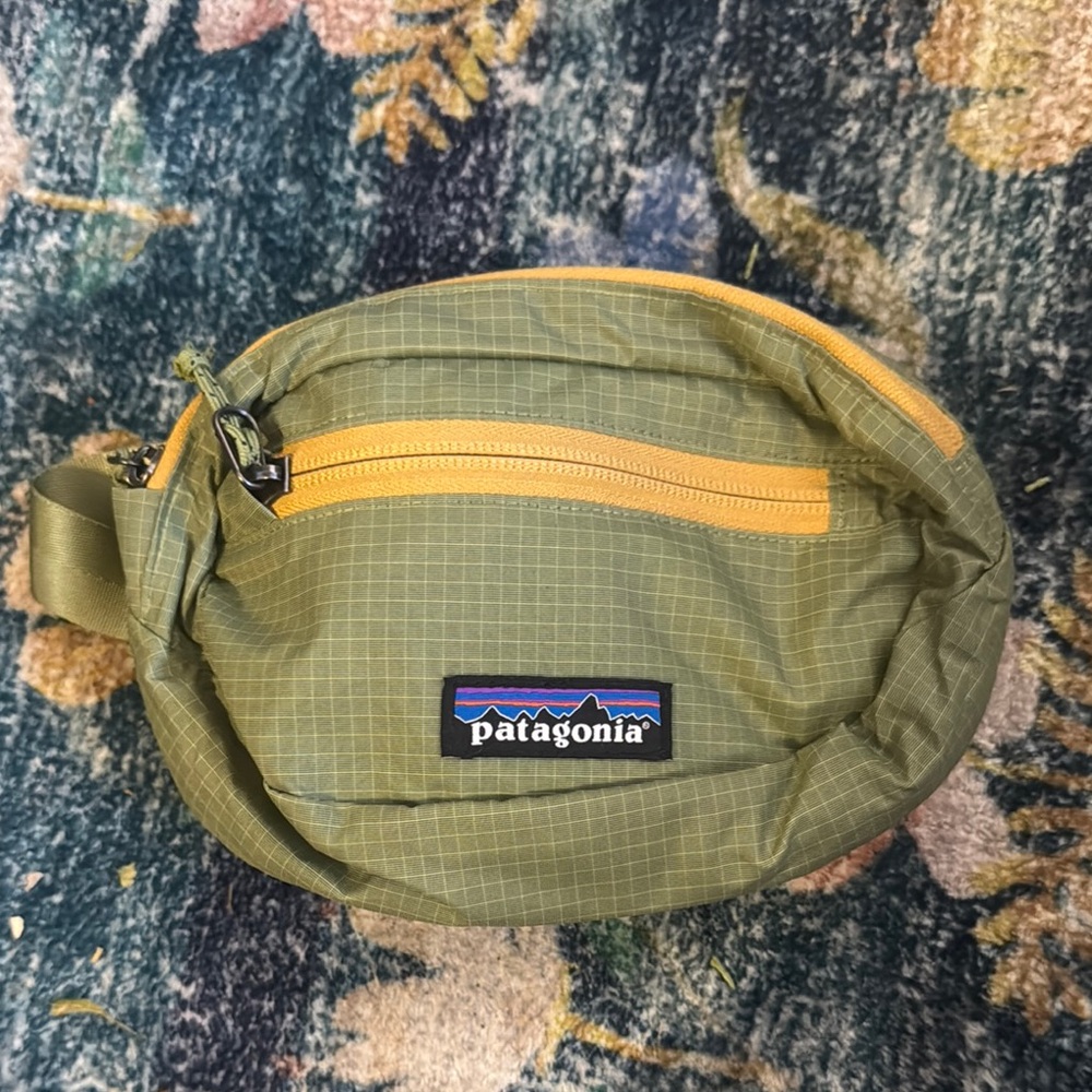 Patagonia Green/Yellow Hip Pack- Ultralight